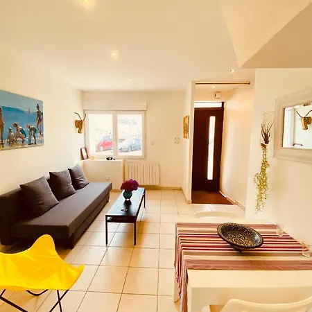 Apartament Ti Sables *